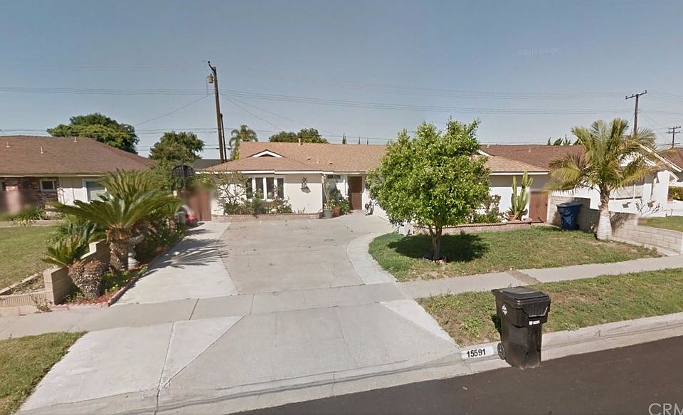 1st image of 15591 Begonia St