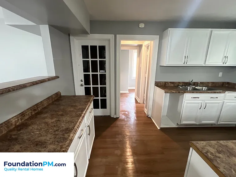 3550 Stuart Rd — Photo 3