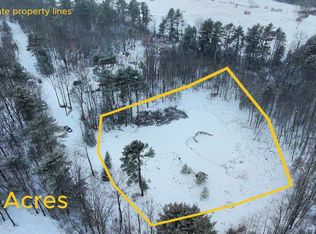 67 Farmview Ln, Freeport, ME 04032