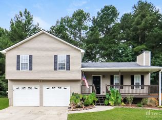 401 River Trace Dr, Villa Rica, GA 30180