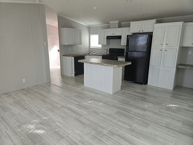 2nd image of 4125 Park St N #344