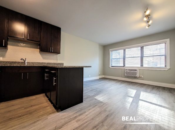 1435 N Dearborn St #C2