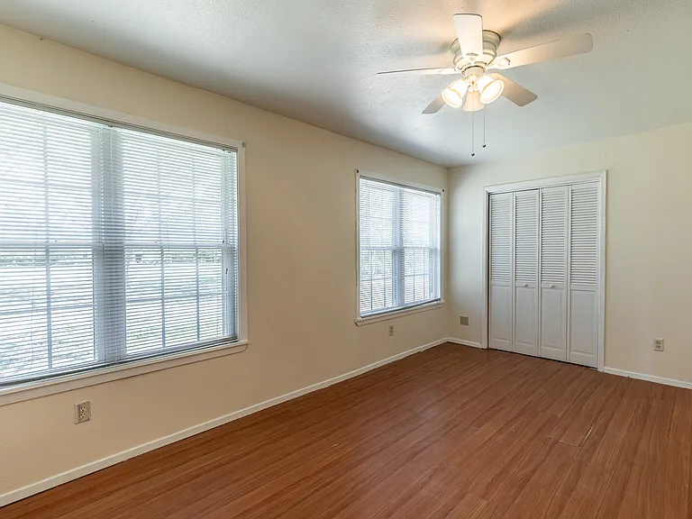 910 N Magnolia Ave — Photo 18