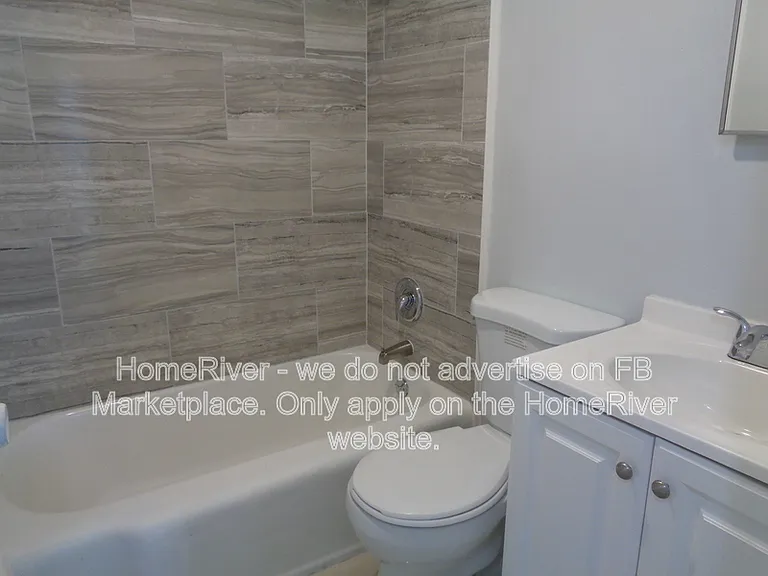 500 NW 9th Ave — Photo 12