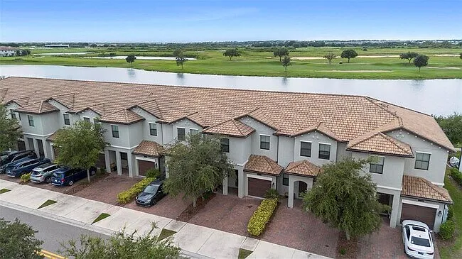 1270 Royal Saint George Blvd — Photo 15