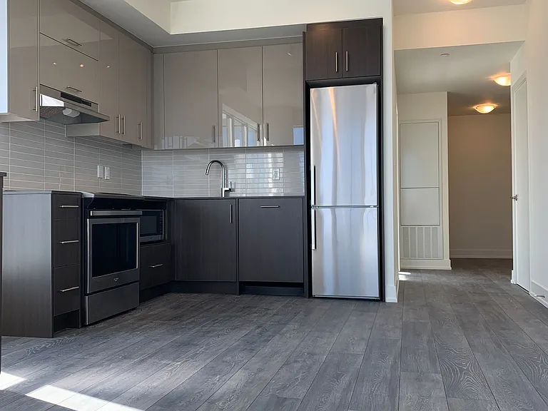 180 Fairview Mall Dr #712 — Photo 13