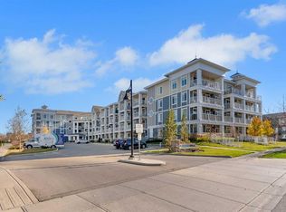 110 N Auburn Meadows Vw SE #403, Calgary, AB T3M 2M2