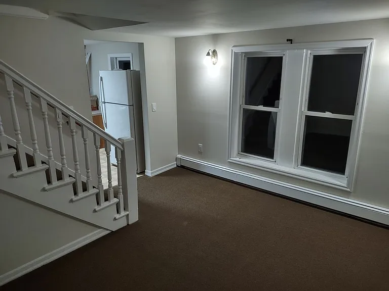 164 Auburn St — Photo 1