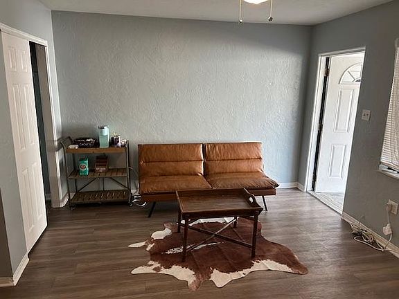 5th image of 830 14th St N Unit 4