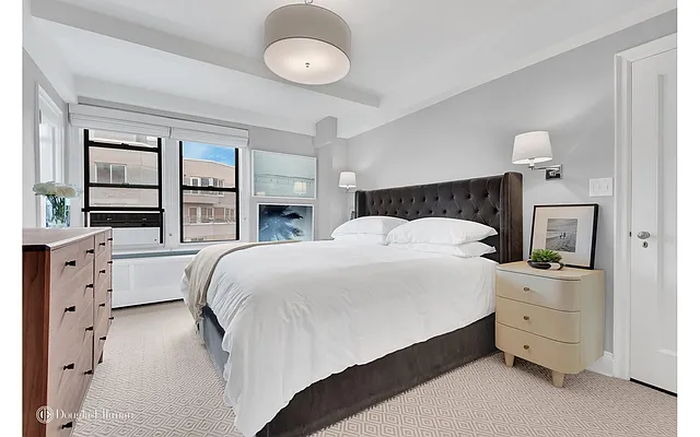 Sold by Douglas Elliman | media 15