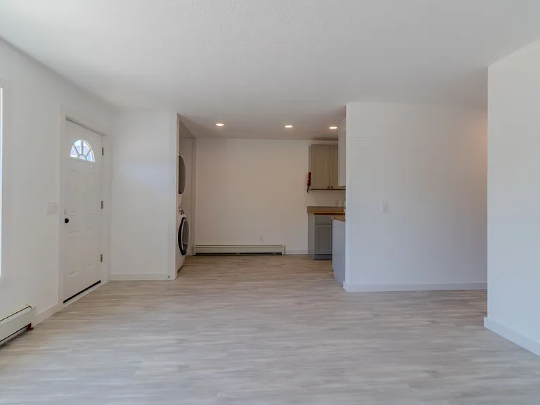Ingalls Avenue Apartments — Photo 8
