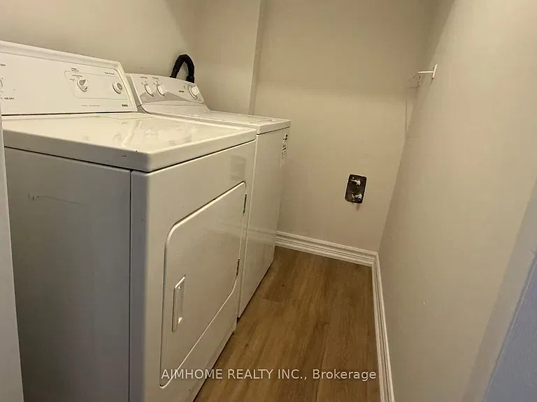 86 Crandall Dr — Photo 8