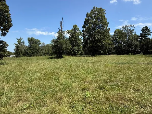 128 Padstow Ln, Lenoir City, TN 37772