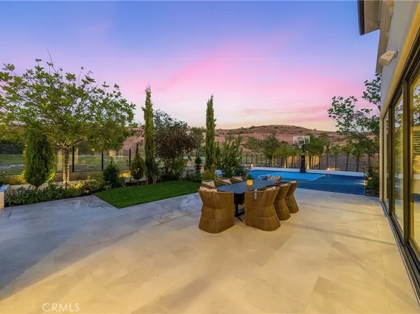 51 Thrush, Irvine, CA 92618