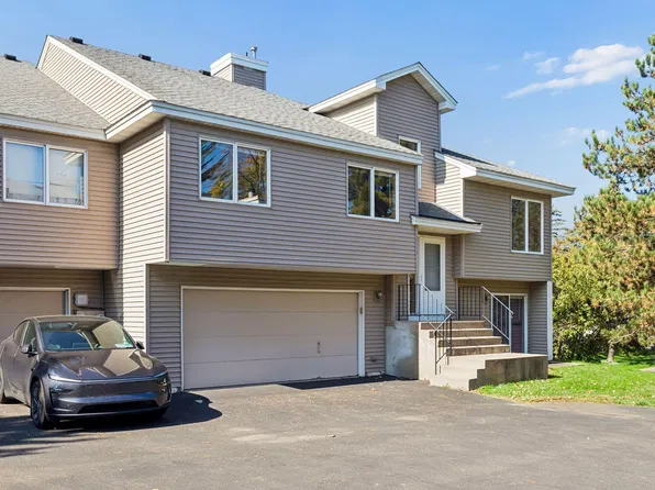7886 72nd St S, Cottage Grove, MN 55016