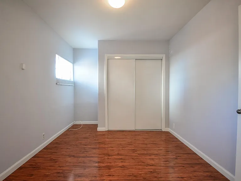 641 Loranne Ave #B — Photo 6