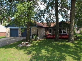 490 Morse Landing Dr, Cicero, IN 46034
