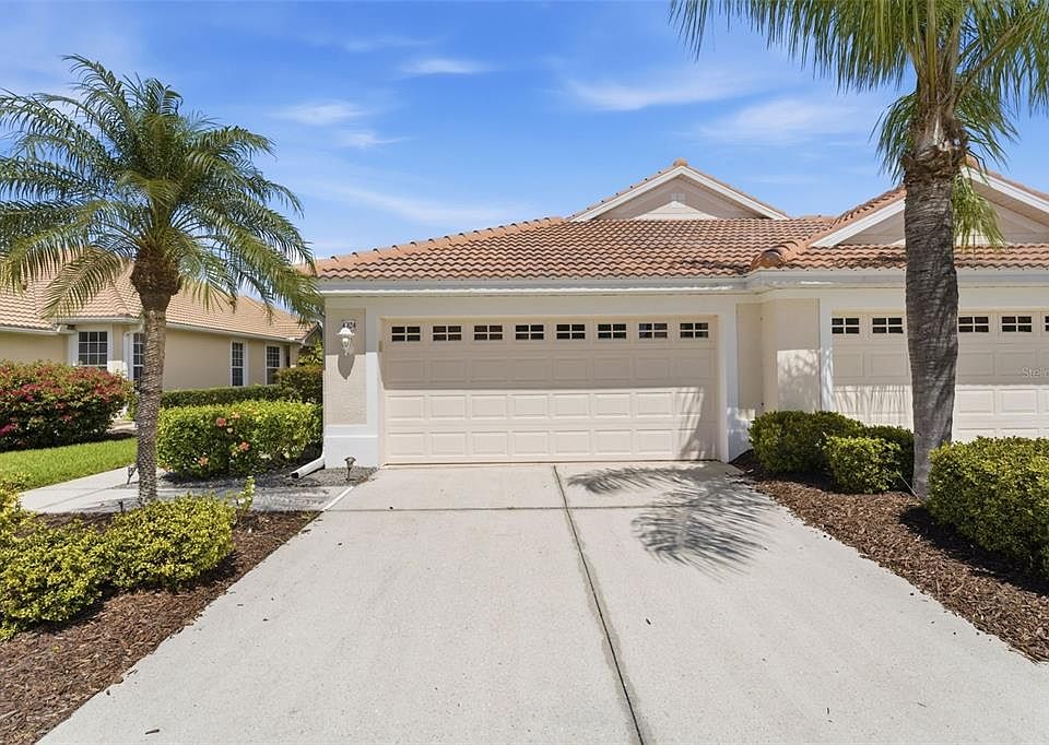 1st image of 4924 WHISPERING OAKS DRIVE
