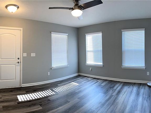 4th image of 6524 Ault Pl