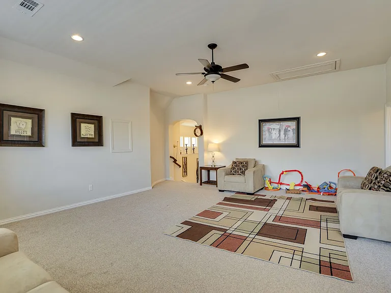 1604 Woodrose Ct — Photo 36