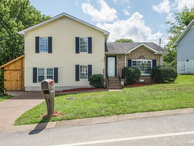221 Ash Grove Dr, Nashville, TN, 37211