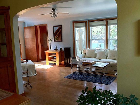 3rd image of 1286 Bluff Ave