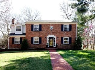 9824 Wild Deer Rd, Saint Louis, MO 63124