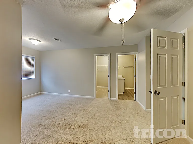 5020 Boyd Dr — Photo 6