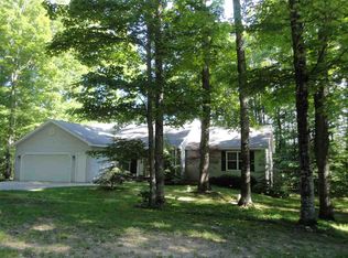 488 Arcadia Dr, Harbor Springs, MI 49740