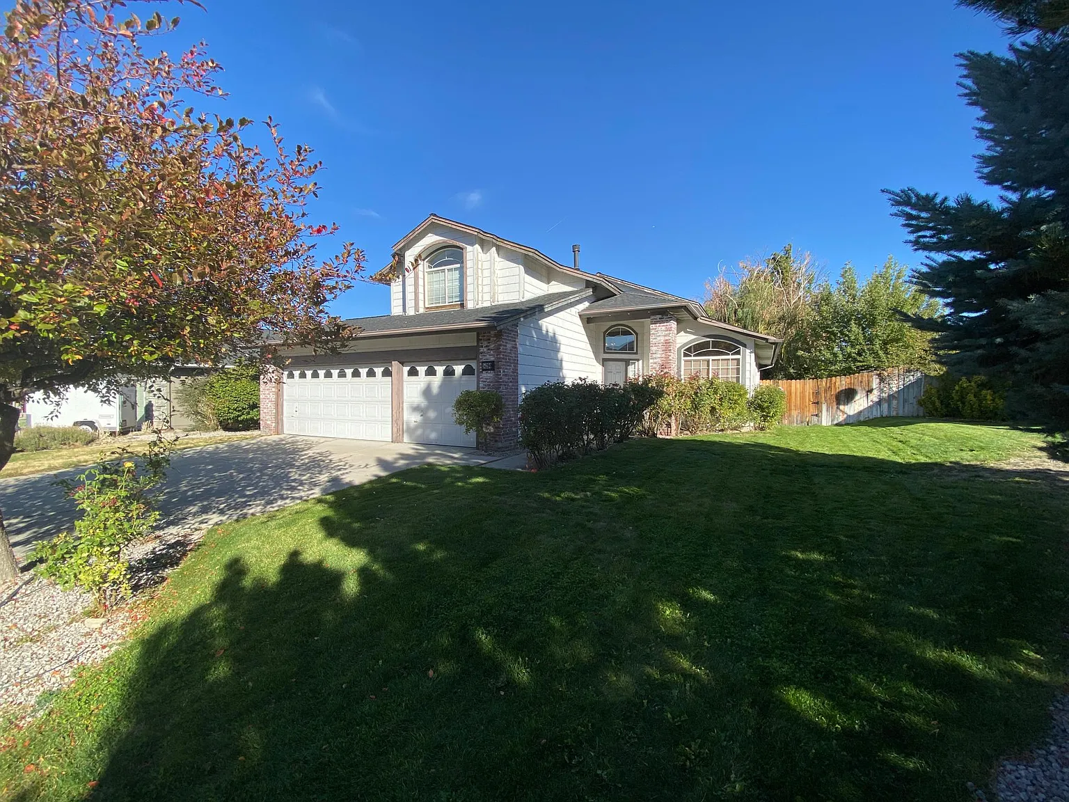14390 Lasso Dr photo 1