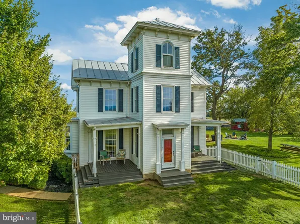 2239 6th St, Middletown, VA 22645