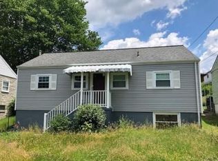 852 Hudson St, Saint Albans, WV 25177