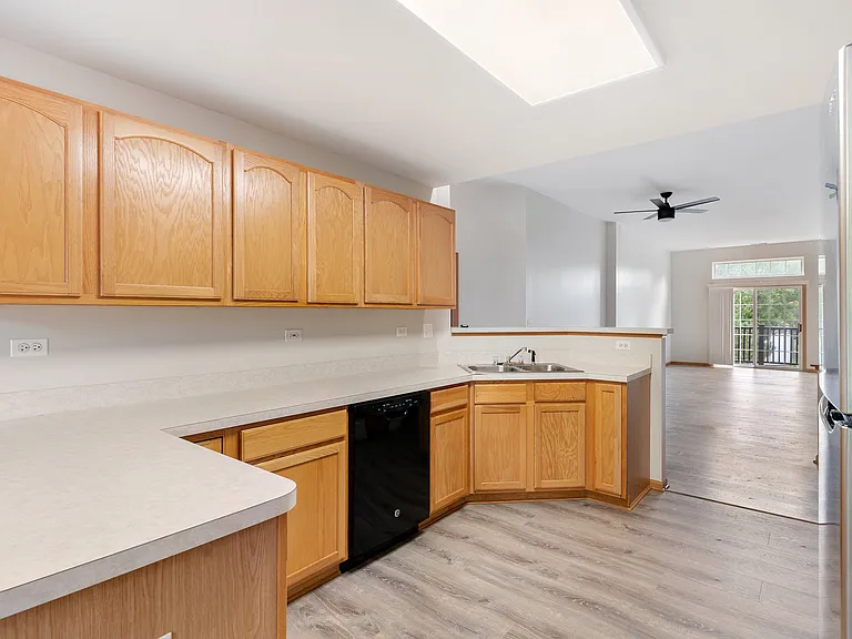 2405 Wilton Ln #2405 — Photo 11