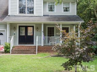 4717 Hunt Manor Ct, Raleigh, NC 27616