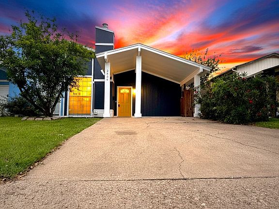 2nd image of 2636 Nina Ct