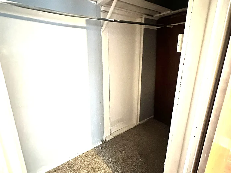 860 Main St #4 — Photo 6