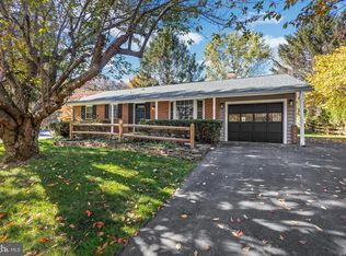 24300 Log House Rd, Gaithersburg, MD 20882