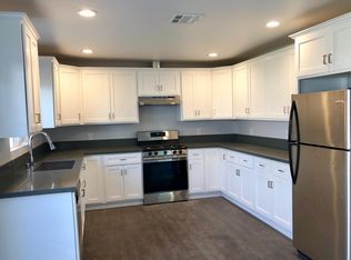 2122 El Sereno Ave, Altadena, CA