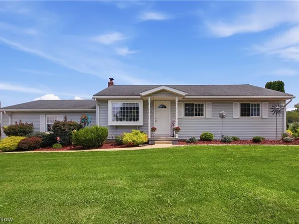 3274 S Carr Rd, Apple Creek, OH 44606
