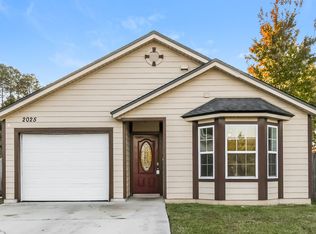 2025 Hunters Trace Cir, Middleburg, FL 32068