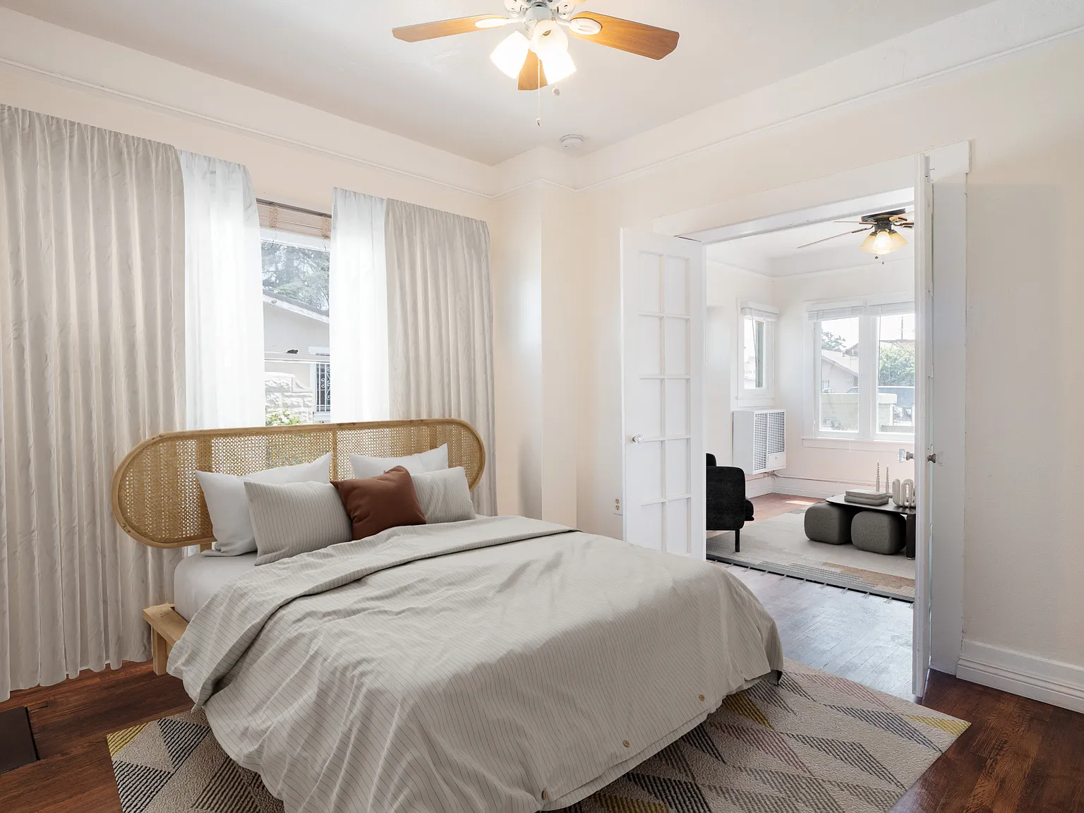 Cottage Vibes, City Thrills Cozy 1 Bed, 1 Bath in the Heart of It All — Photo 2
