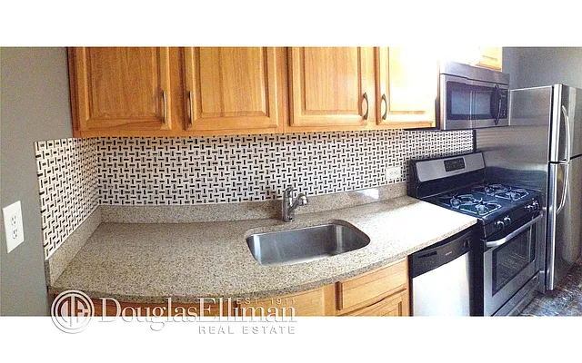 Rented by Douglas Elliman | media 13