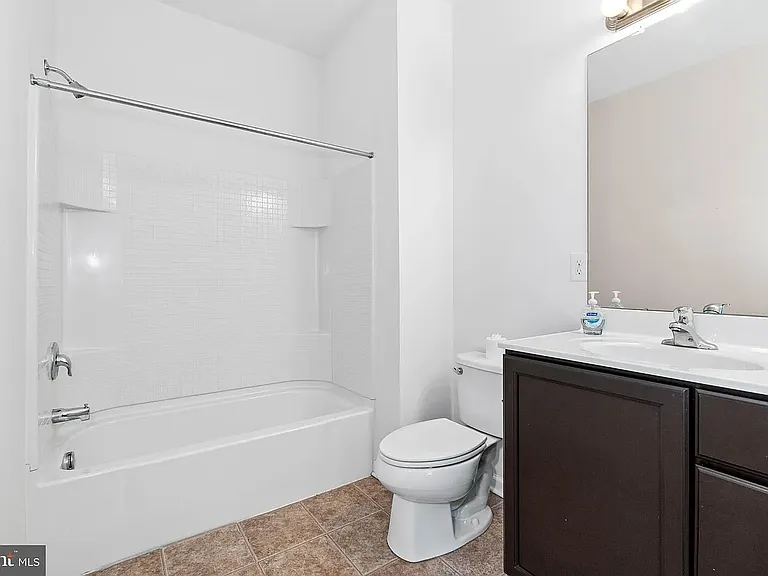 2223 N Okeeffe Ln — Photo 21