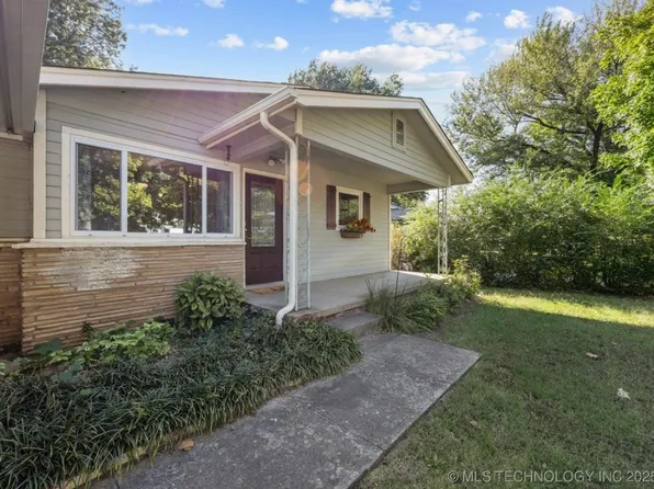 411 W Toledo St, Broken Arrow, OK 74012
