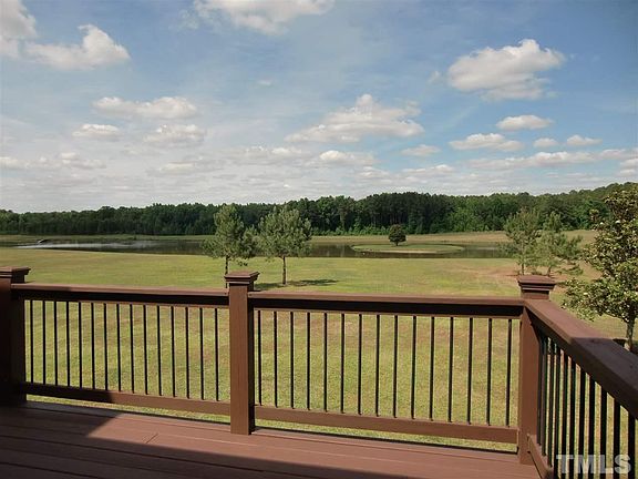 4th image of 480 Lake Magnolia Way