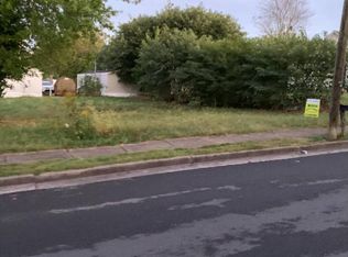 Main St, Russell springs, KY 42642