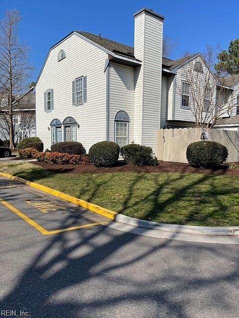 2nd image of 4542 Genoa Cir