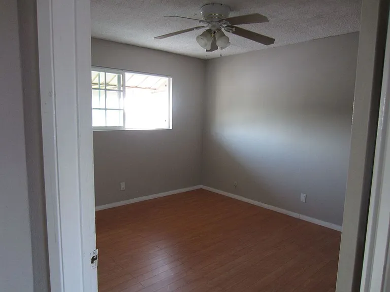 11586 Celine St — Photo 10
