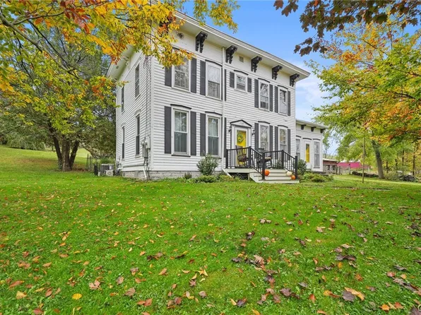 1724 Holman City Rd, Clayville, NY 13322