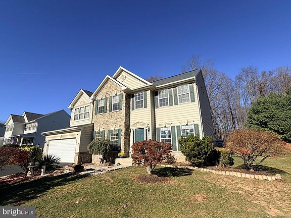 4th image of 8420 Summer Breeze Pl